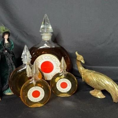 Shalamar Display Bottles