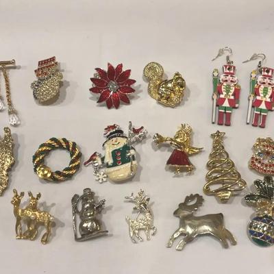 Getting Ready For Christmas-Costume Jewelry 