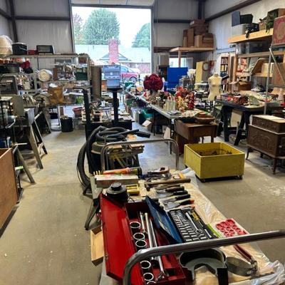Estate sale photo