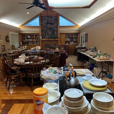 Estate sale photo
