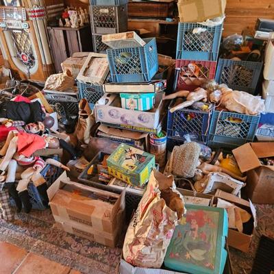 Estate sale photo