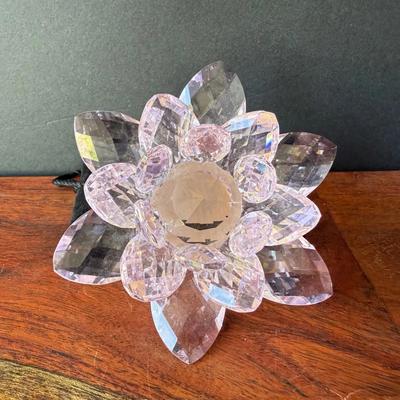 “Crystal Lotus” 