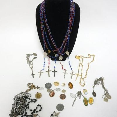 1172	ASSORTED RELIGIOUS JEWELRY INCLUDING 9 ROSARIES, 3 CROSS NECKLACES AND OTHER NECKLACES ETC.
