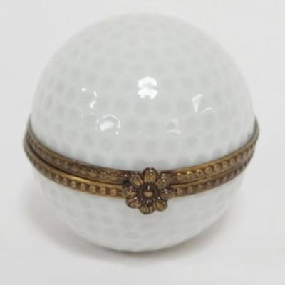 1193	LIMOGES GOLF BALL TRINKET BOX, APPROXIMATELY 1 1/2 IN
