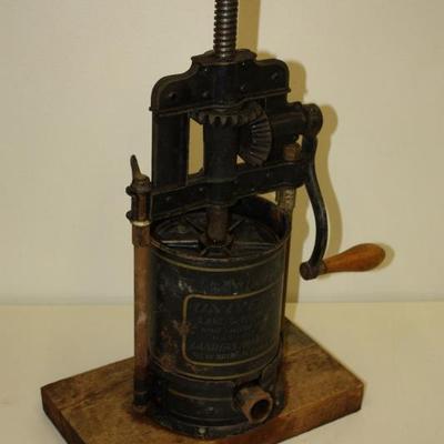 Estate sale photo