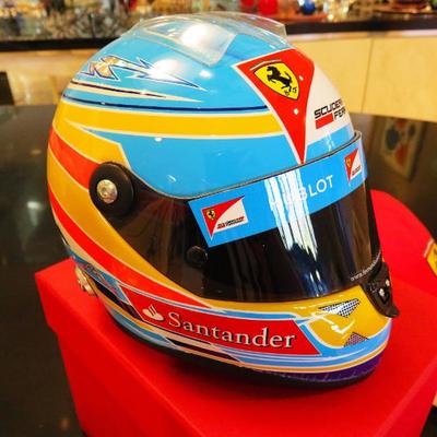 Fernando Alonso mini F1 helmet