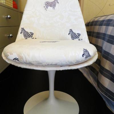 Saarinen Tulip chair