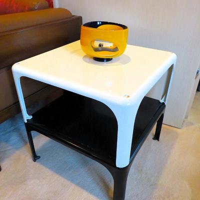 Demetrio 45 stacking tables by Vico Magistretti
