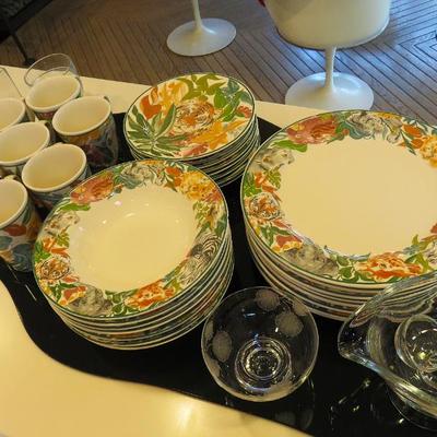 Sango "Jungle Fever" dish set