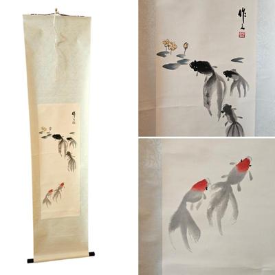 Asian Hanging Wall Scroll – Koi Fish & Lotus Artwork – Traditional Style Décor