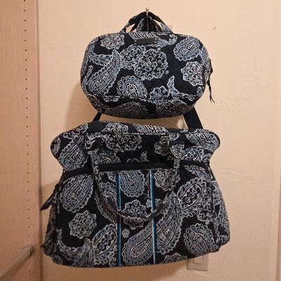 Vera Bradley Large Duffel & Cosmetic Bag Set – Blue Paisley Quilted Travel Luggage