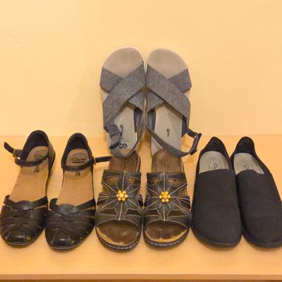 Clark's Women’s Size 9 & 9.5 Sandals & Shoes Lot – Comfort Sandals, Slip-Ons – 4 Pair Bundle