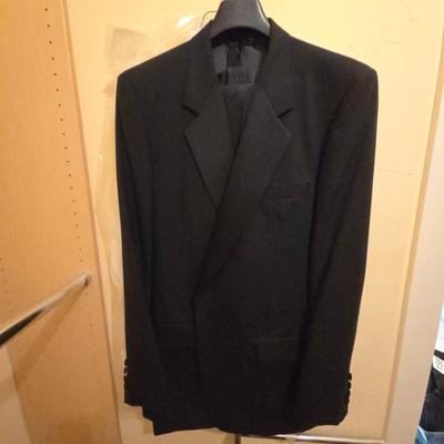 Harry Rosen Samuelsohn Black Wool Single Breasted Tuxedo 45-38, Floral Vest, Adolfo for Aetna White Tuxedo Shirt 16.5
