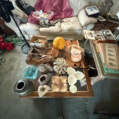 LOTS OF KNICK KNACKS