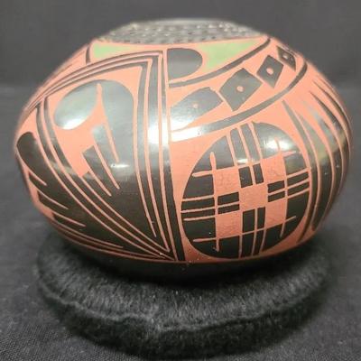 Stunning Mata Ortiz Geometric Art Pottery