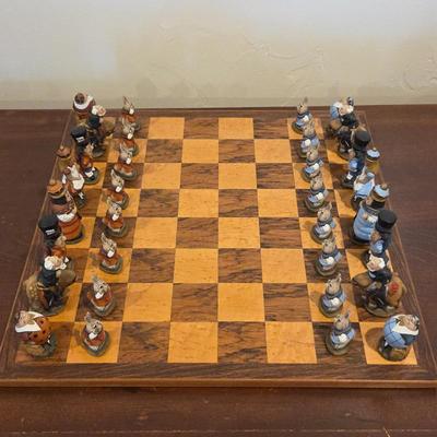 Alice in Wonderland Themed Chess Set w/ Board – Chess Pieces Figurine Set