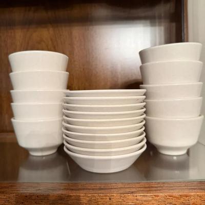 Buffalo China USA – Heavy Restaurant Dipping Bowls (Lot of 12)