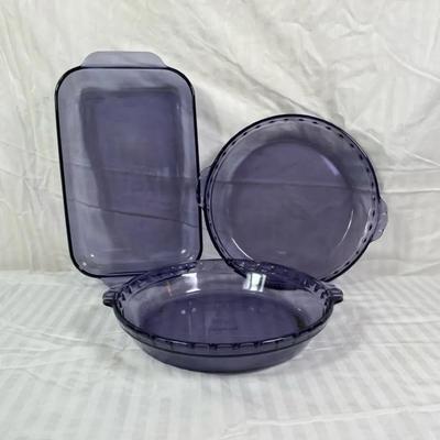 Vintage Purple Pyrex 3-Piece Bakeware Set