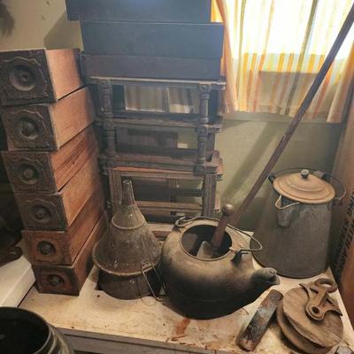 Estate sale photo
