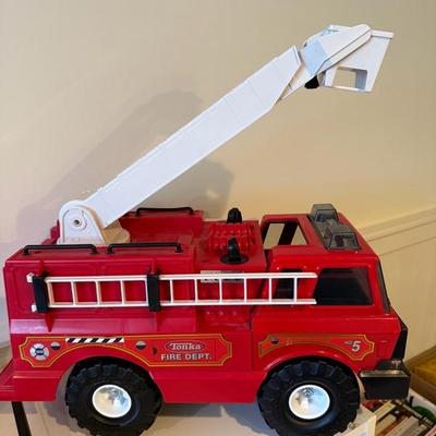 Tonka Fire Department No. 5 fire truck toy