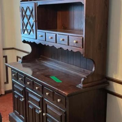 Traditional Solid Wood Hutch & Sideboard Cabinet
