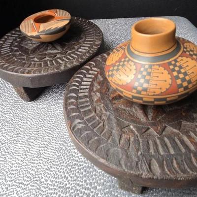 2 Miniature Mata Ortiz Pottery Vessels – One Signed by Enrique Loya – Hand-Painted Southwestern Art