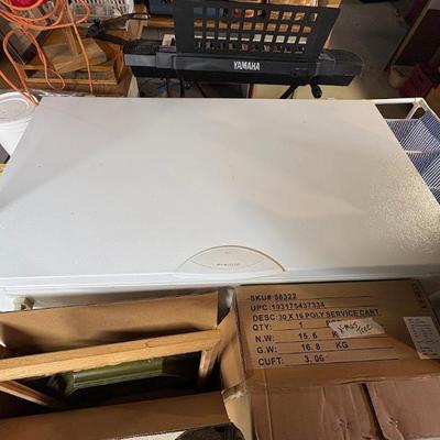 Frigidaire deep freezer chest