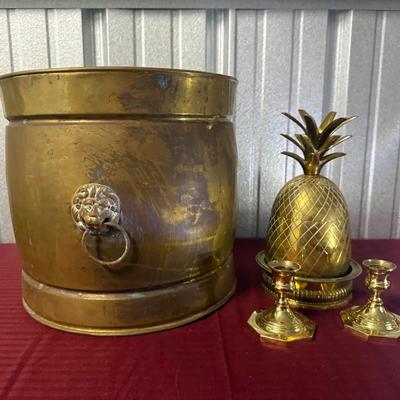 Vintage Brass Planter-Cachepot 
w/other brass items 