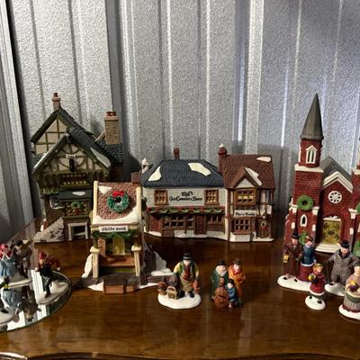 Vintage Heritage Village Collection 
“Dickens Village Series”