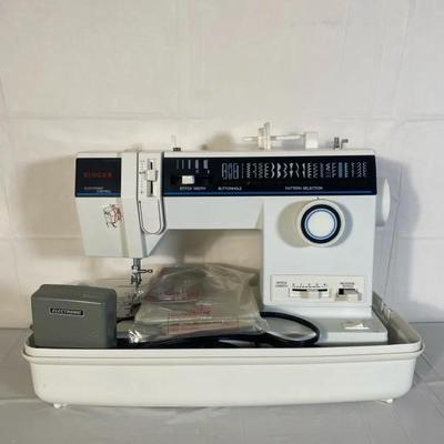 Singer Electronic Sewing Machine – Accessories Included – With Carrying Case