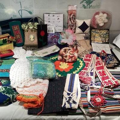 PPM137 Mystery Lot Of Small Linens, Coasters & More!