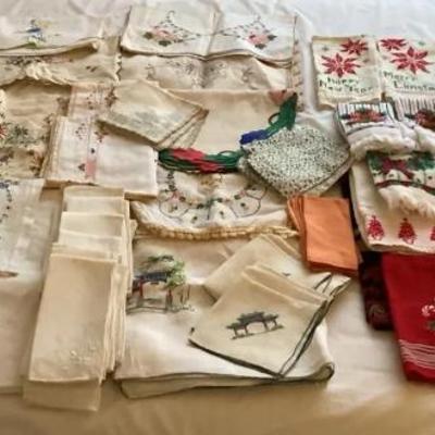 PPM099 Mystery Lot Of Various Vintage Linens