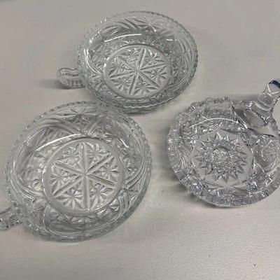 EHE302 - Assorted lot of Crystal Service Bowls 