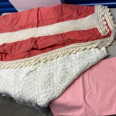 EHE332 - Vintage Handmade String Crochet Queen Bedspreads, Linen and More
