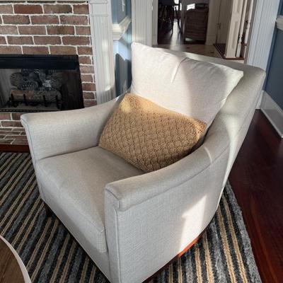 Hickory Furniture Chairs $795 each
2 avail

33"H
18"H seat to floor
34"D
33"W