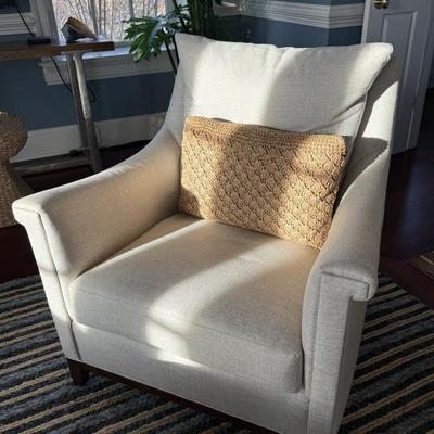 Hickory Furniture Chairs $795 each
2 avail

33"H
18"H seat to floor
34"D
33"W