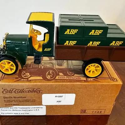1925 Kenworth Die-cast Metal Vehicle