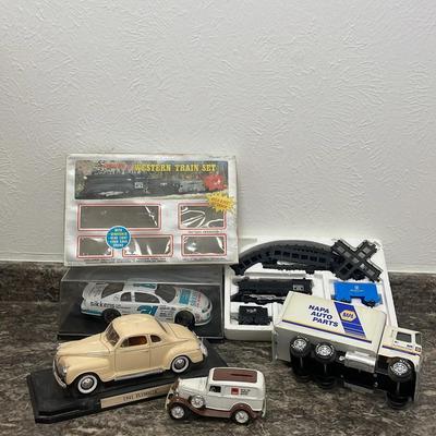 Collectible Cars Vintage Western Train Set