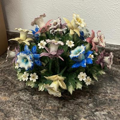 Capidemonte Flower Basket Vintage 