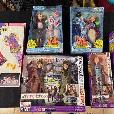 233: Mary Kate And Ashley Doll Collection