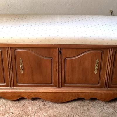 Mid-Century Lane Cedar Chest with Upholstered Seat - And Key!