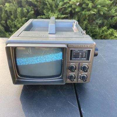 Vintage Zenith Portable Television – Tested & Working