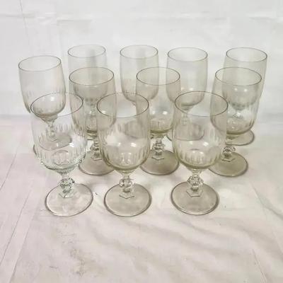 Vintage Clear Goblet Glasses – Faceted Stemware Set of 11