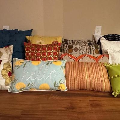 Throw Pillows Lot 4