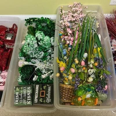 Holiday Decor Lot