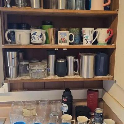 EFF100 - Collection of Mugs and Beverageware