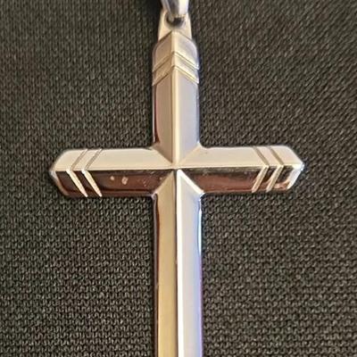 EFF191 - Silver Cross and Chain 