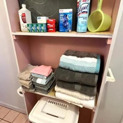 EFF189 Bathroom And Cleaning Household Goods! 