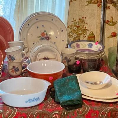 Vintage bakeware