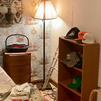 Floor lamp